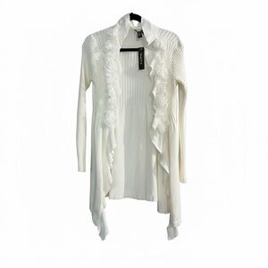 NWT Tracy M White Open Cardigan Ribbed Knit Ruffled Floral Accent Sz M Feminine